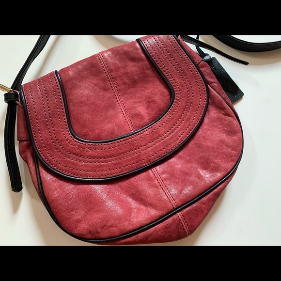 Aqua Madonna red leather crossbody bag - Picture 4 of 12